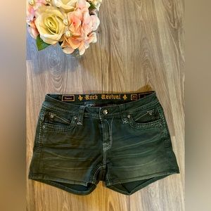 Rock Revival olive green shorts size 29